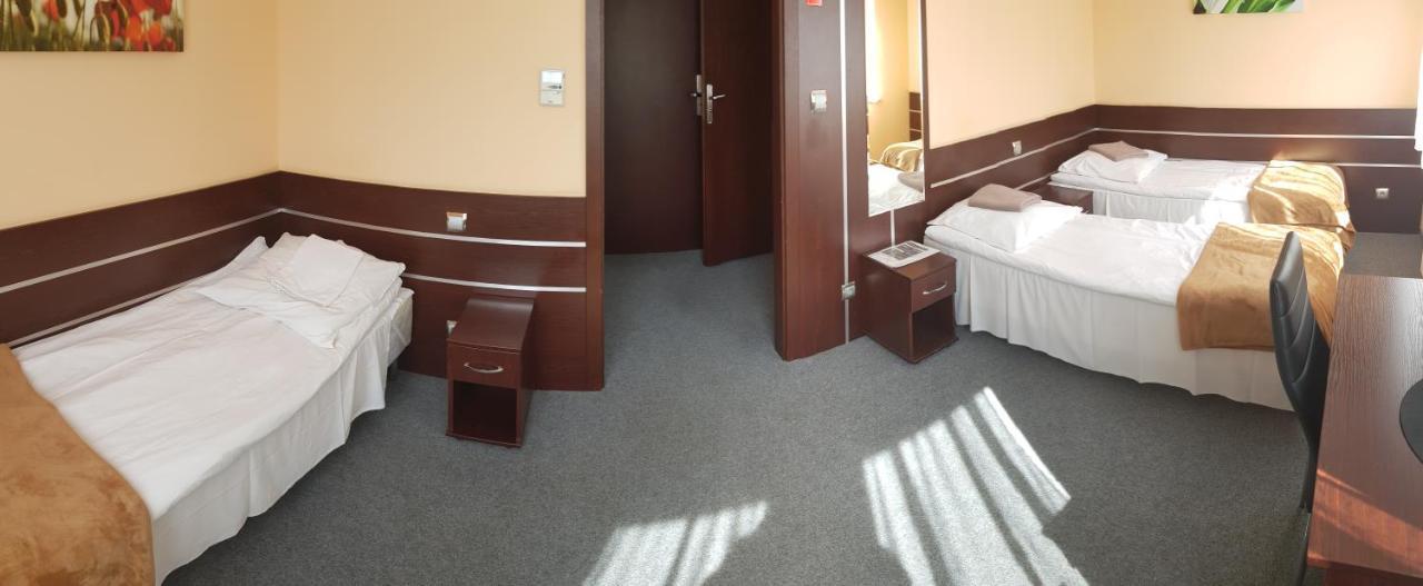 Gosciniec Biznesowy Dabrowa Górnicza Exterior foto