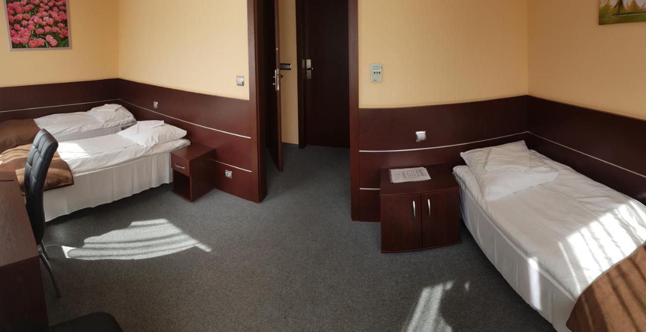 Gosciniec Biznesowy Dabrowa Górnicza Exterior foto